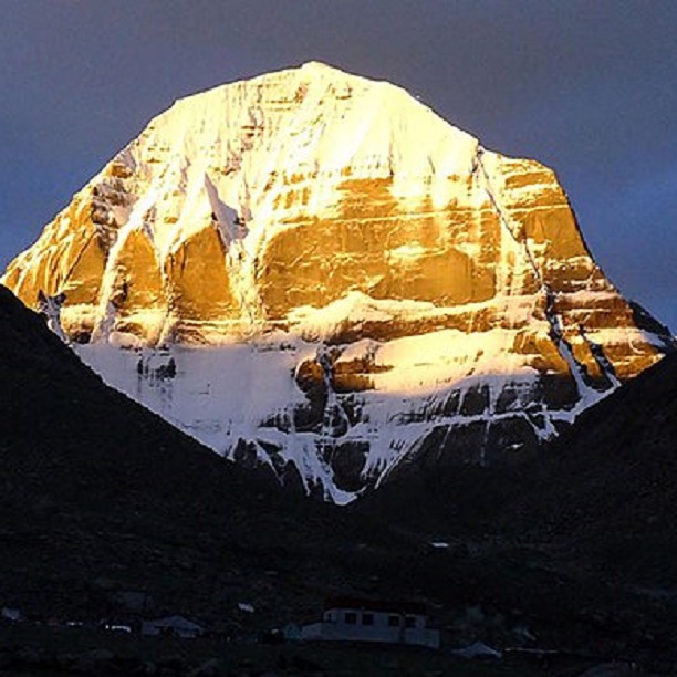 Kailash-sunrise-tibet